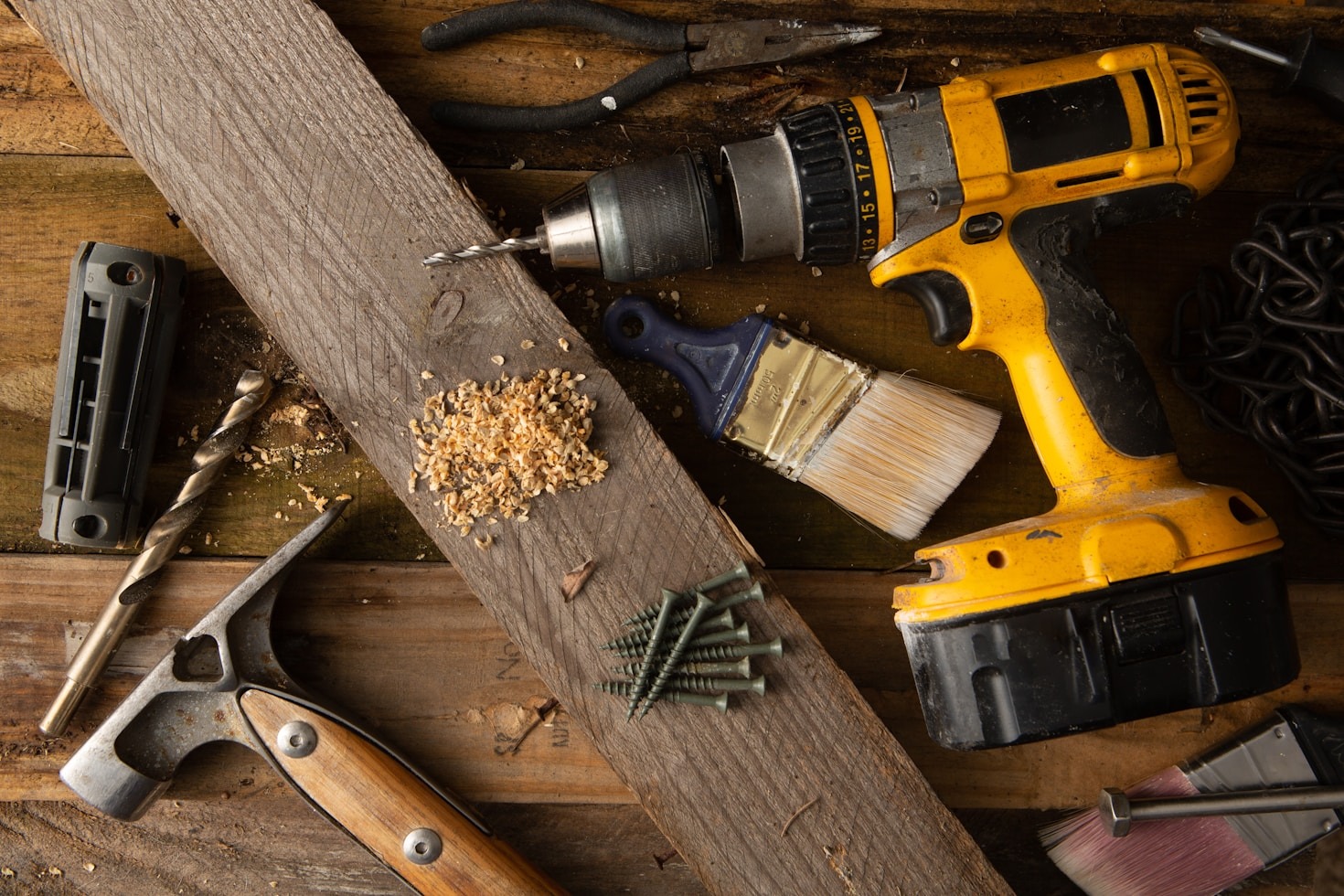 The Pros and Cons of Cordless Tools